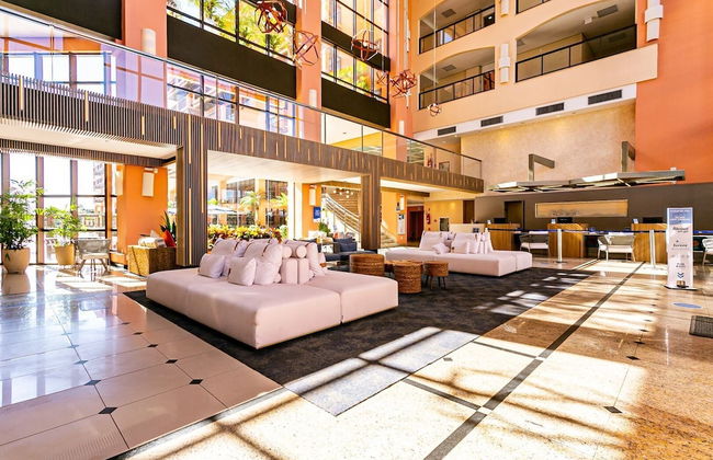 Estúdios Modernos em Resort pé na areia - Jurerê Beach Village JBVJR - Photo 1