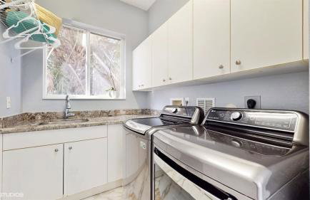 Luxury House with Movie Theater - Foto 12