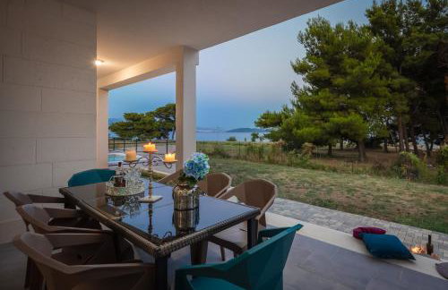 Beachfront villa Pensa private pool, 3-bedroom - Foto 36