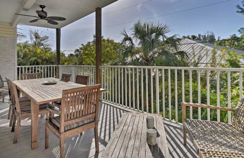Walk to Shore: Holmes Beach Home w/ Pool & Hot Tub - Foto 2