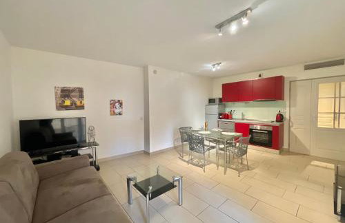 Le Vieux Port Apartments - Photo 35
