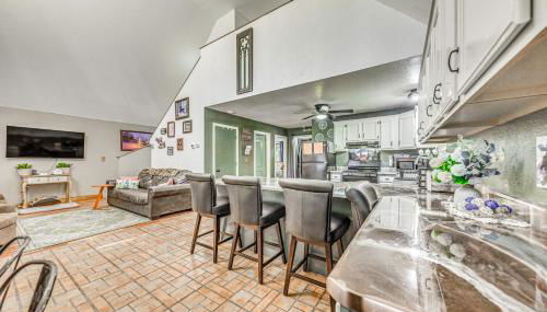 Quaint Cloudcroft Cabin with Stunning Forest Views! - Photo 3