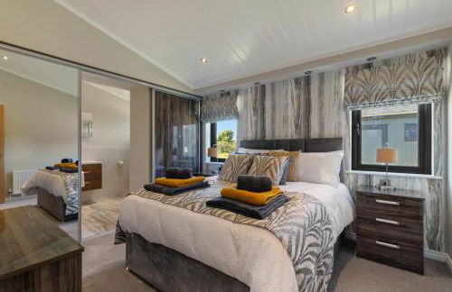 Dewin Bach - Luxury Lodge, Hot Tub, Close to Beach - Photo 55