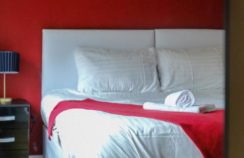 Register House Family or Contractor 4bed with Garden Driveway - Foto 19