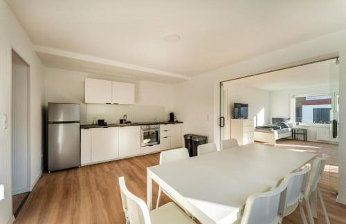 Monteur- & Gästewohnung mit Küche, WLAN & Parkplatz - SCH04 - Foto 1