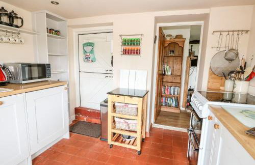 Beach Cottage - Photo 13