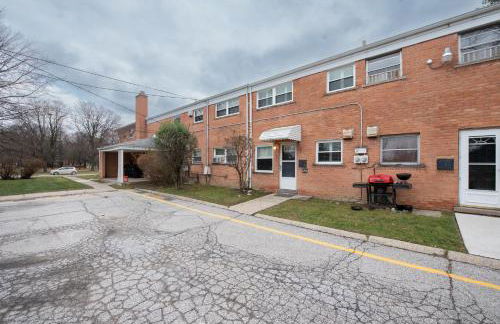 Cozy Condo in the Heart of Royal Oak - Photo 29