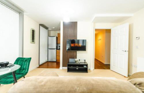 Cosy One Bed City Apartment -The Hub - Photo 13