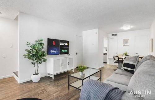 Walk to Everything - Fun Hyde Park Space King Bed - Foto 10