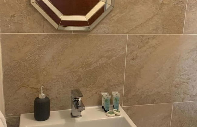 Sherwood- Nottingham Castle- Contractors- Free Parking- Long and Short Stays - Foto 16