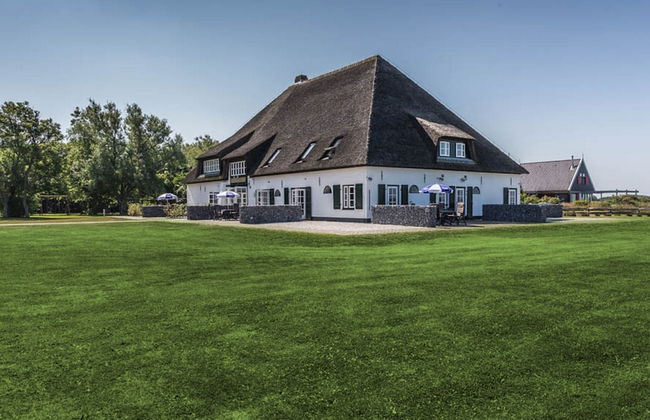 Peaceful Farmhouse in De Cocksdorp near Sea - Photo 14