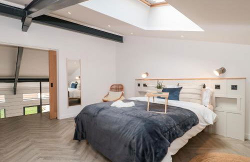 Linden Barn - Photo 26