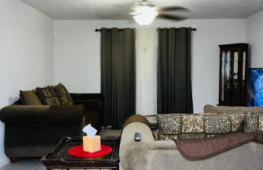 Cozy, Comfortable, and Convenient! - Foto 30