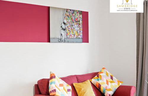 Beautiful 2 Bedroom Seviced Apt in Aylesbury By Sambridge Stays Short Lets & Serviced Accommodation - Foto 6