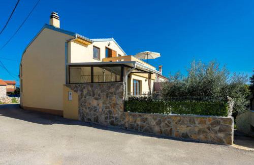 Holiday Home Svjetlana - Photo 3