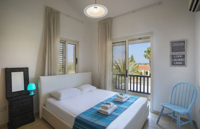 Meneou Beachfront Villa 5 - Foto 5