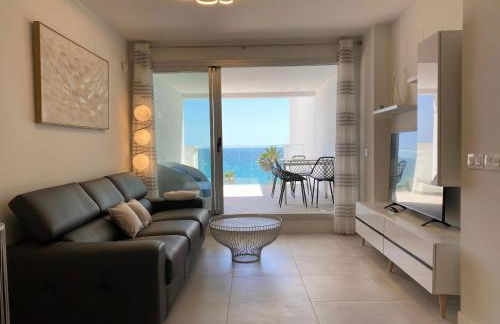 Deluxe sea view apartment with a swimming pool - Foto 1