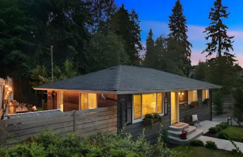 Spacious Main Street Retreat for families and large groups - Photo 36