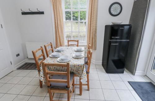 Crown Cottage - Photo 9