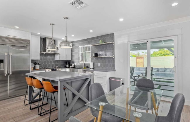 Sunsets on 11th by Avantstay Resort-style Pool + Hot Tub Game Room - Foto 8