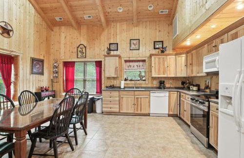 Secluded Mountain Retreat with Stunning Views home - Photo 19