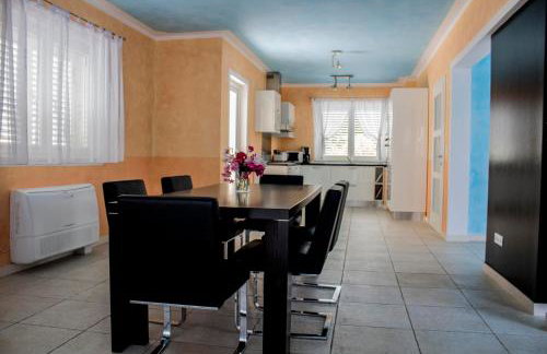 Villa Bacev by Vintage Travel - Photo 11