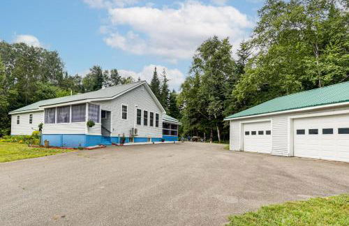 Family-Friendly Home with Furnish Patio in Crystal! - Foto 4