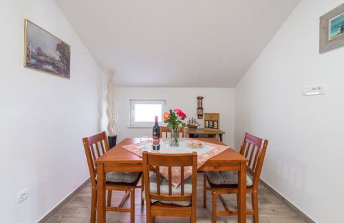 Apartments Vukelic - Photo 3