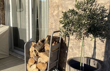 Villa ELi - Luxury Nature Getaway - Strategically located for Beach Exploration - Onsite Power for Electric Vehicle - Foto 8