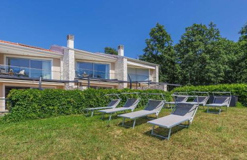 3 Bedroom Awesome Home In Umag - Foto 12