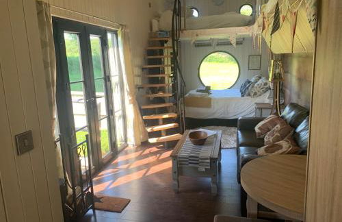 Oak Tree Lodge: Unique 2 level Shepherd's Hut: Dartmouth - Foto 6