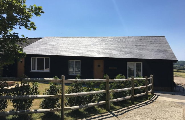 STUNNING FARM COTTAGES at South Downs Rural Retreats - Photo 103