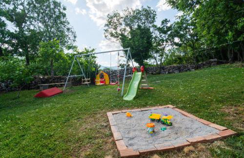 Three-Bedroom Holiday Home in Dabar - Foto 64