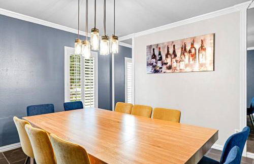 5 BR w/ Pool, close to Six flags, cowboy stadium, Globe Life field - Foto 7