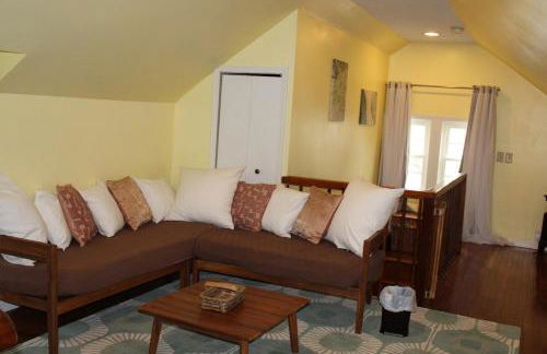 Charming Modern Retreat Near Downtown Jeffersonville & Bob Hedge Park - Foto 8