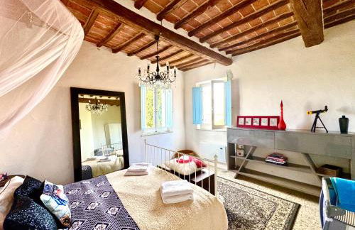 Magical Villa di Gioia Large 6-Bedroom Family Villa with Breathtaking views, Private Garden and Olive grove - in a Cool Village on the Umbria Tuscany Border - Foto 39