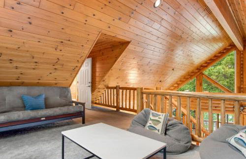 Bear Pause Retreat & The Stone House - Photo 36