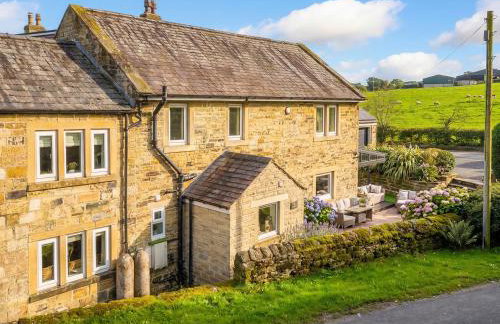 Johns Cottage - Photo 1