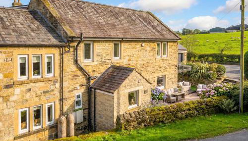 Johns Cottage - Photo 1