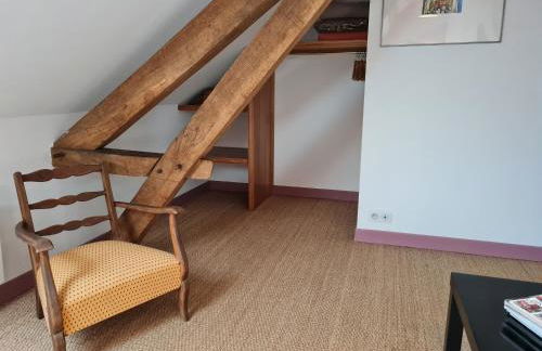 Charmant gîte rénové avec jardin, proche du Val de Loire et du Sancerrois, idéal pour familles - FR-1-590-33 - Photo 11