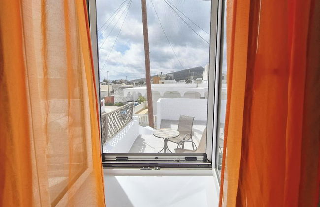 1-bed House Sleeps 4 - Free Parking, Patio, Wifi - Photo 13