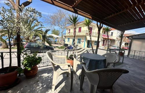 Nikos Holidays Apartment 1 - Photo 6