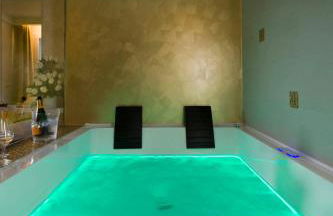 White Suite & Apartments - Foto 26