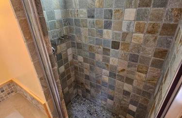 MapleCastle == HotTub, RiverSide, IndoorHummock, FirePlace, BackYard - Foto 35