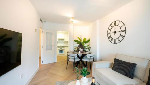 ApoloXIX between beach and harbour - Photo 2, Other