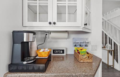 Super Spacious Family Vacation House! - Photo 22