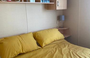 Comfy 2 bed holiday caravan - Foto 1