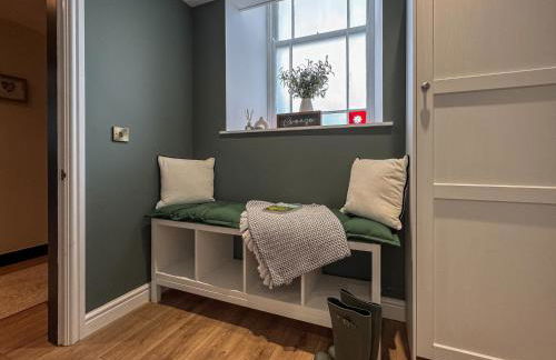 Converted Welsh Sunday School with Sea View & Garden on Anglesey - Dog Friendly - Photo 50