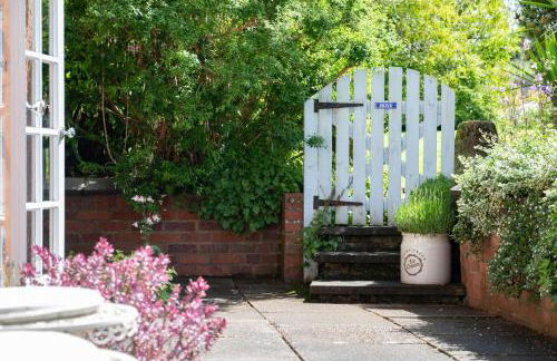 The Nest at Winnall Luxury 19th Century Cottage - Foto 18