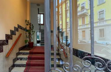 ArtStay - Exclusive Apt Near Metro M1, AC, Parking - Foto 28